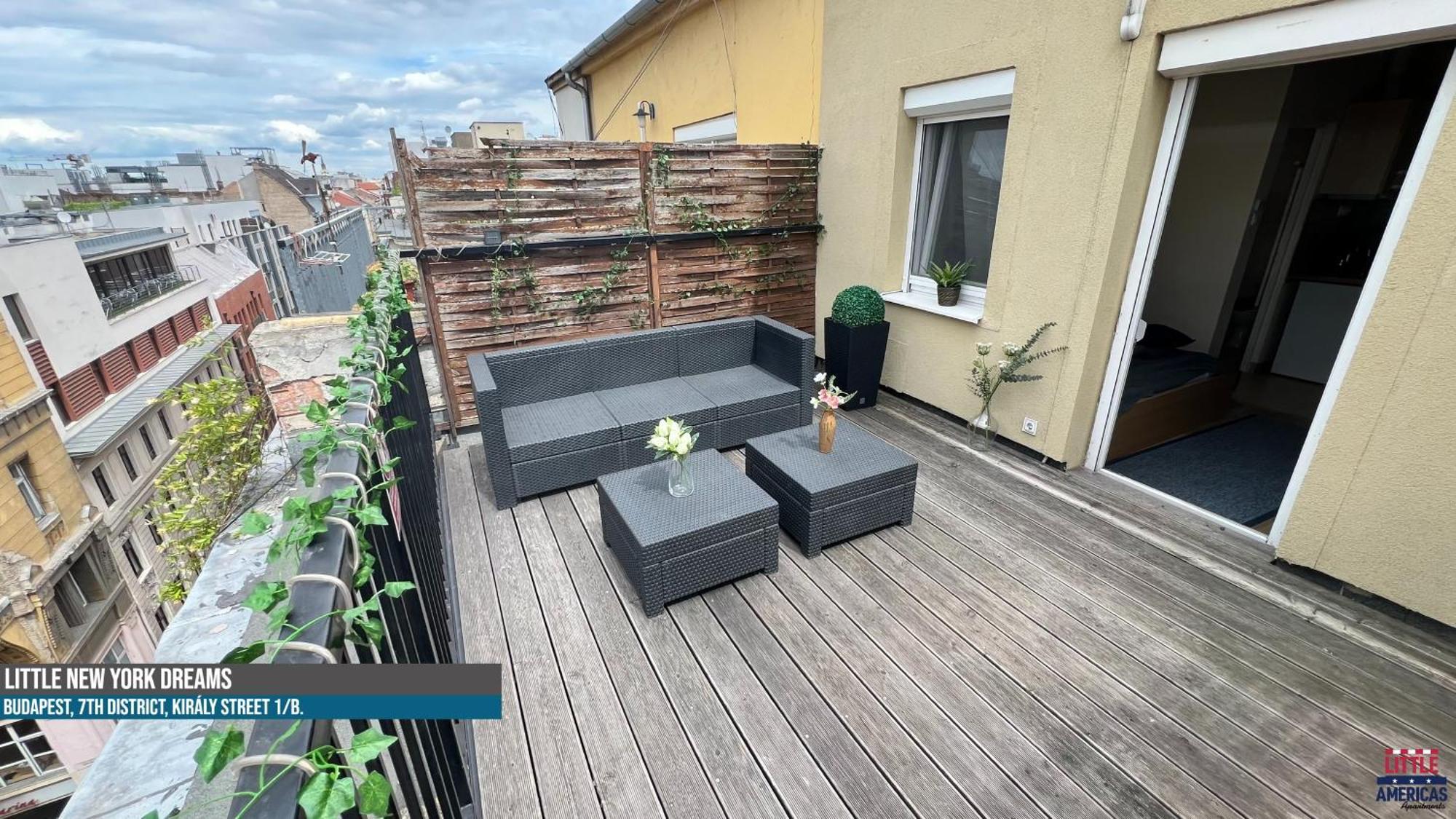 Little Americas New York Rooftop Terrace *